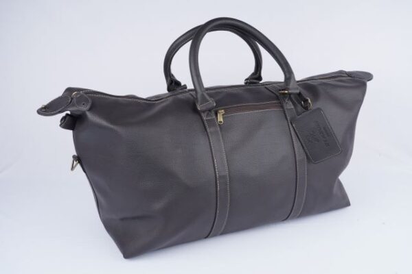 Spacious Travel Bag in Faux Leather - Image 10