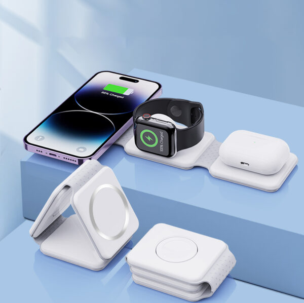 Foldable magnetic wireless charger “Fast charge 15 W ” - Image 5